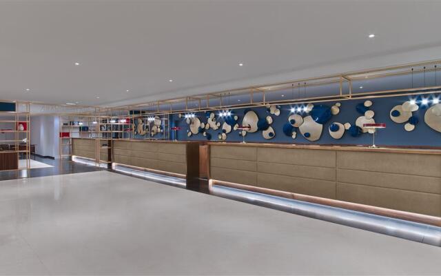 Le Meridien Etoile