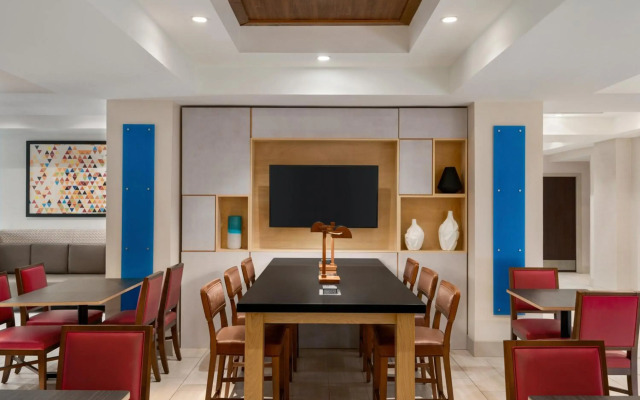 Holiday Inn Express & Suites McAlester by IHG