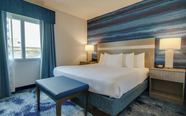 Atlantic Sands Hotel & Conference Center