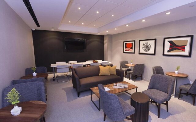 Edge Hotel