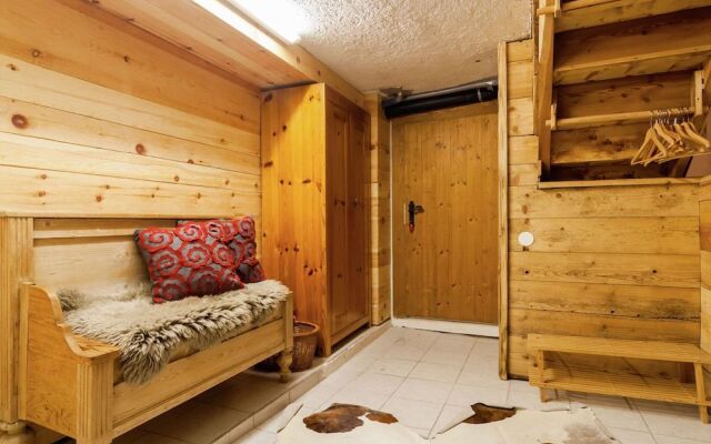 Detached Holiday Home in Ellmau Near the Ski Lift