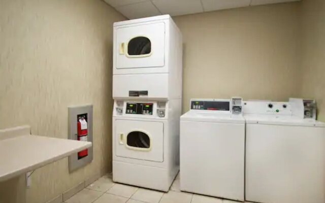Hampton Inn Linden