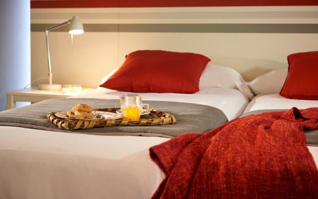 LEGAZPI DOCE Rooms & Suites