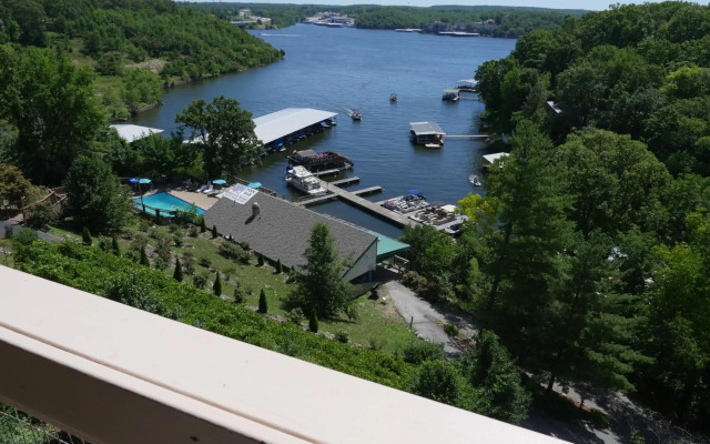 Inn at Grand Glaize
