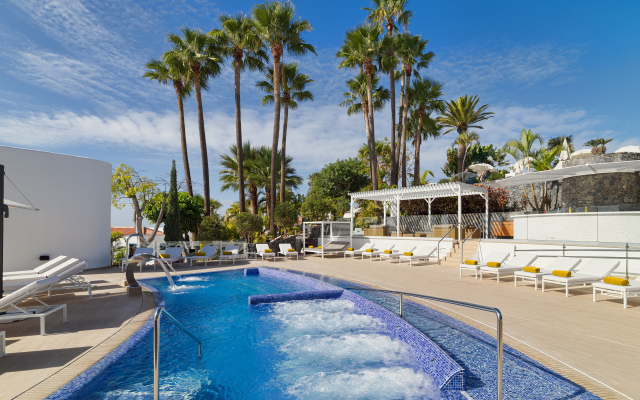 Hotel Jardín Tecina