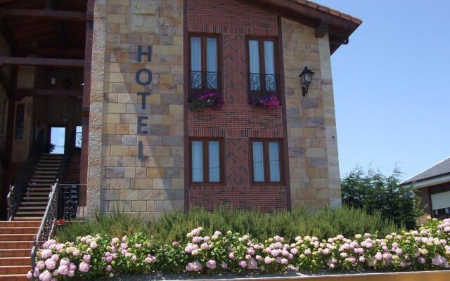 Hotel y Apartamentos Sur de la Bahía