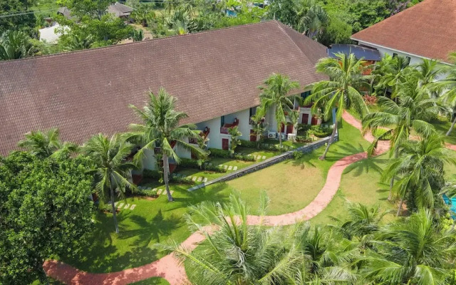 The Nouveau Chumphon Beach Resort & Golf