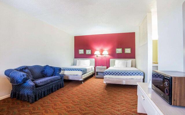 Econo Lodge Fallon Naval Air Station Area