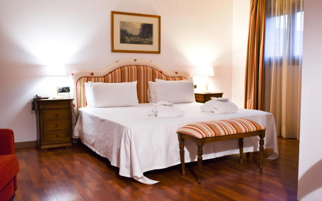 Hotel Alegria Bodega Real