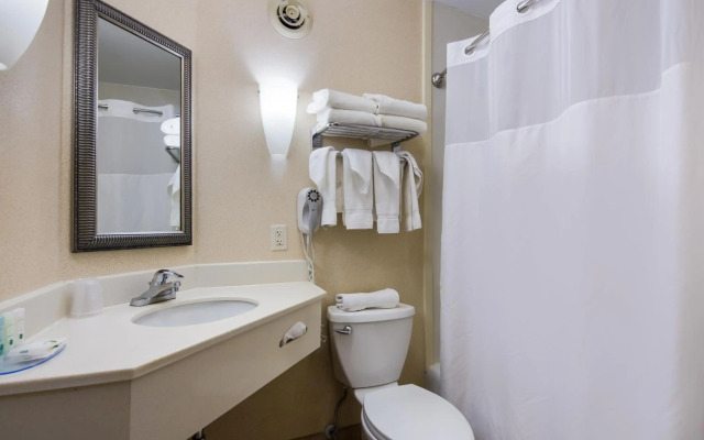Quality Inn Oneonta Cooperstown Area