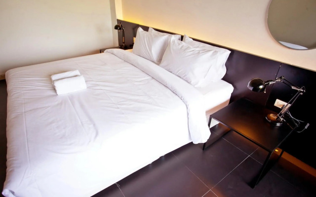 BED Phrasingh Hotel - Adults Only
