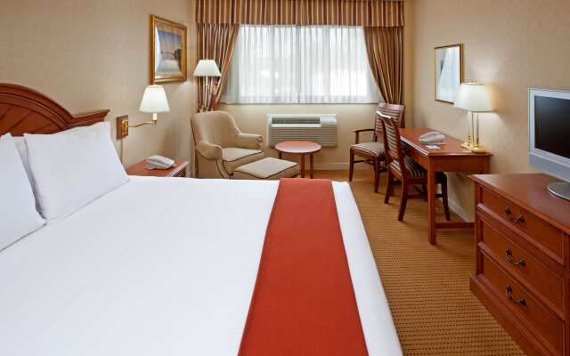 Rockville Centre Hotel - JFK Airport