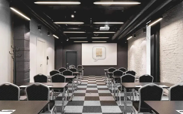 Отель Corner