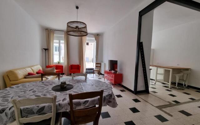 T4- terrasse 50m², garage, centre-ville