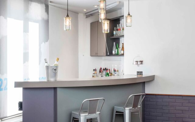 Отель ibis Styles Asnieres Centre
