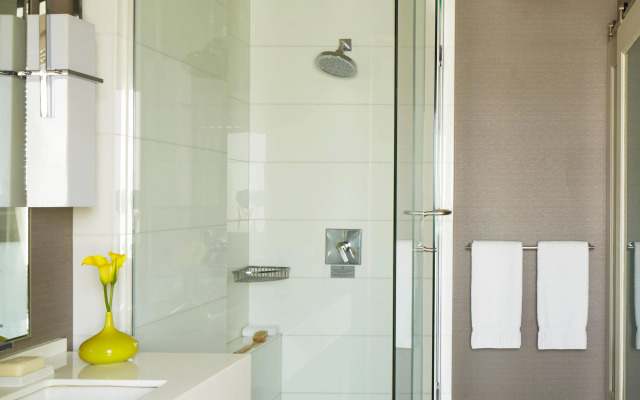 Kimpton Hotel Wilshire by IHG