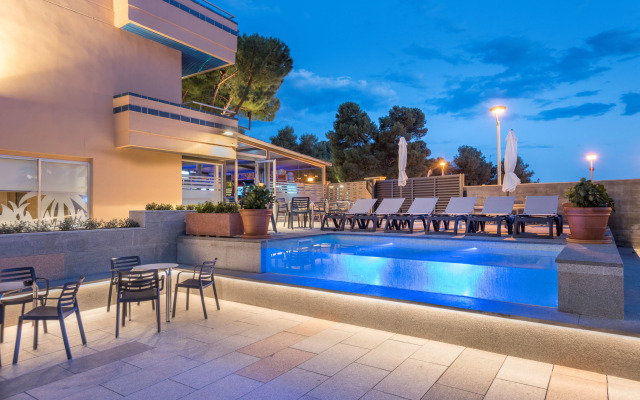 4R Playa Park