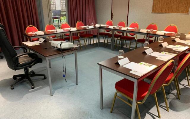 Holiday Inn Paris - Montmartre by IHG